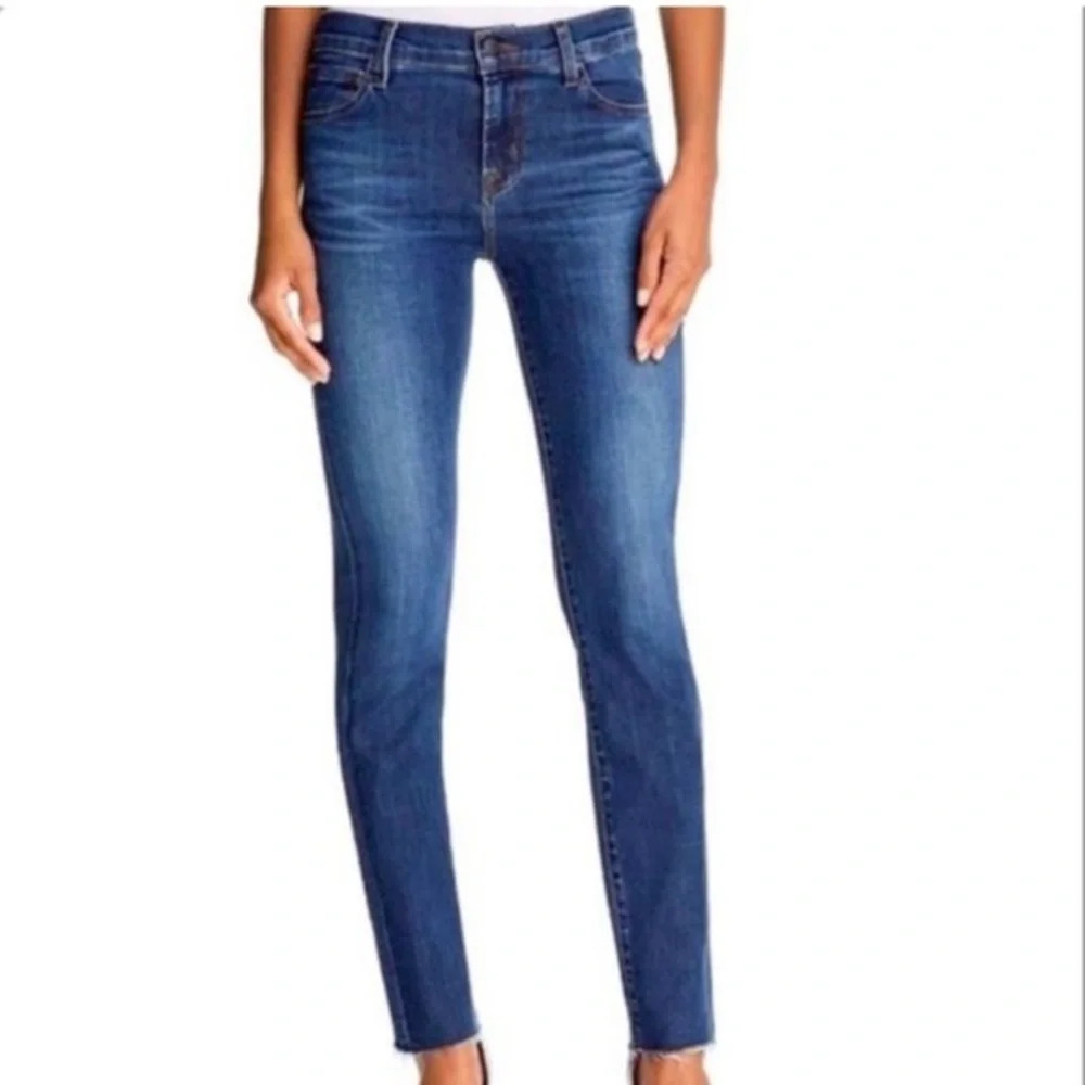 J Brand Size 25 Raw Hem Skinny Jeans Dark Wash Mid Rise